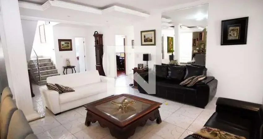 Casa para Aluguel - Bandeirantes, 8 Quartos, 570 m² - Belo Horizonte