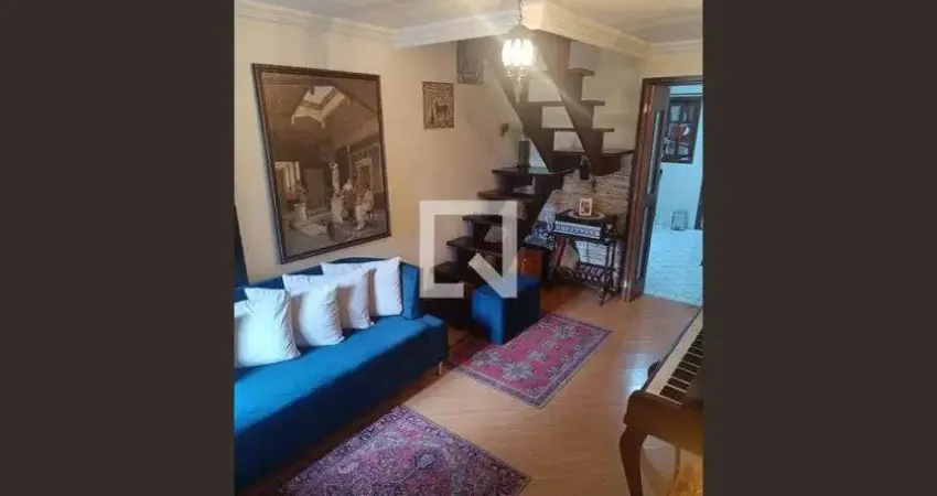 Casa / Sobrado em Condomínio para Aluguel - Uberaba, 3 Quartos, 170 m² - Curitiba