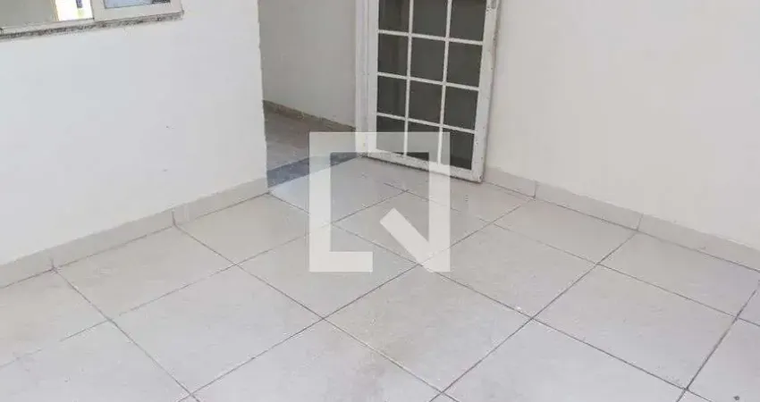 Casa para Aluguel - Campo Grande, 1 Quarto, 48 m² - Rio de Janeiro