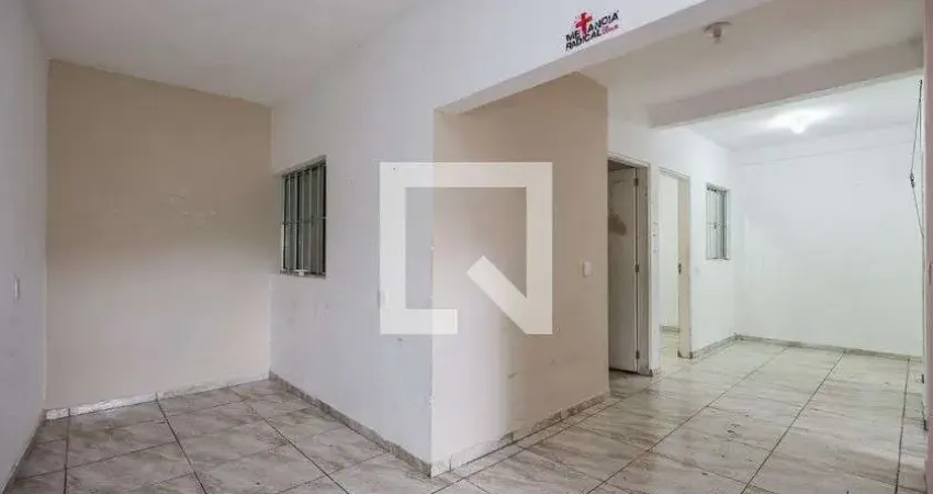 Casa para Aluguel - Jardim Record, 3 Quartos, 55 m² - Taboão da Serra