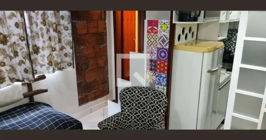 Kitnet / Stúdio para Aluguel - Centro, 1 Quarto, 14 m² - Rio de Janeiro