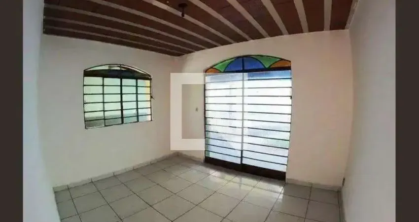 Casa para Aluguel - Central Park, 3 Quartos, 107 m² - Vespasiano
