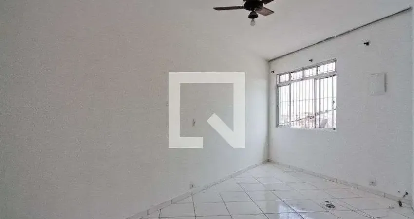 Casa para Aluguel - Jardim Marisa, 2 Quartos, 80 m² - São Paulo