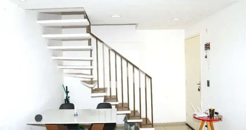 Cobertura para Aluguel - Dom Silvério, 2 Quartos, 83 m² - Belo Horizonte