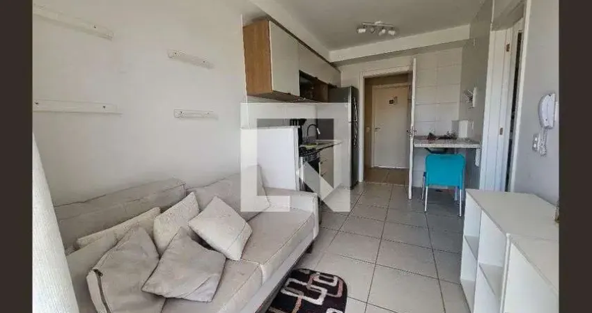 Kitnet / Stúdio para Aluguel - Jardim Sao Luis, 1 Quarto, 28 m² - São Paulo