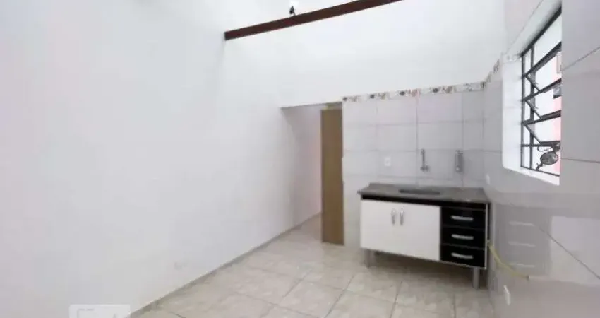 Casa com 2 quartos para alugar na Avenida Moaci, Moema, São Paulo