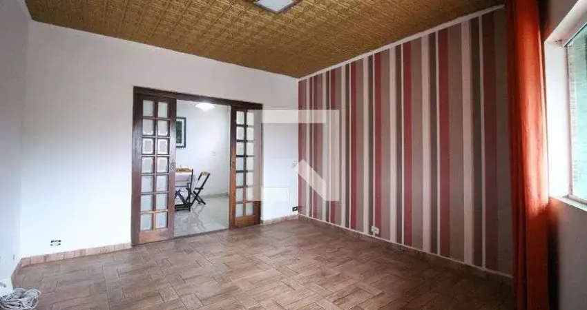 Casa para Aluguel - Cidade Sao Mateus, 3 Quartos, 210 m² - São Paulo