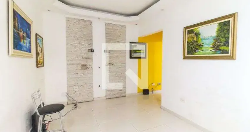 Casa com 3 quartos para alugar na Rua Américo Lopes, Itaquera, São Paulo