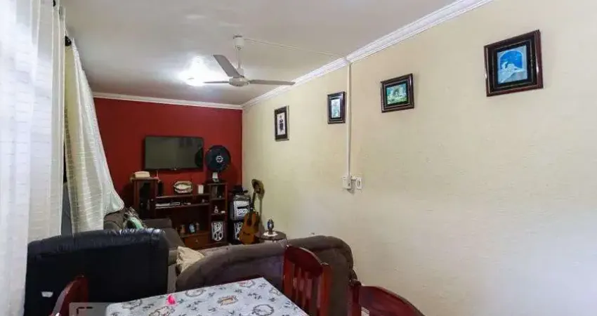 Casa com 2 quartos para alugar na Rua Antônia Assaf, Pestana, Osasco