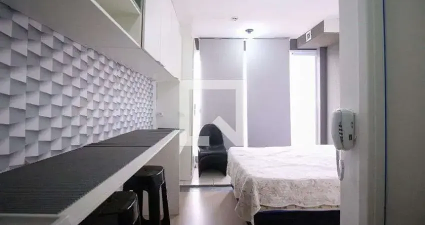 Kitnet / Stúdio para Aluguel - Vila Santa Clara, 1 Quarto, 20 m² - São Paulo