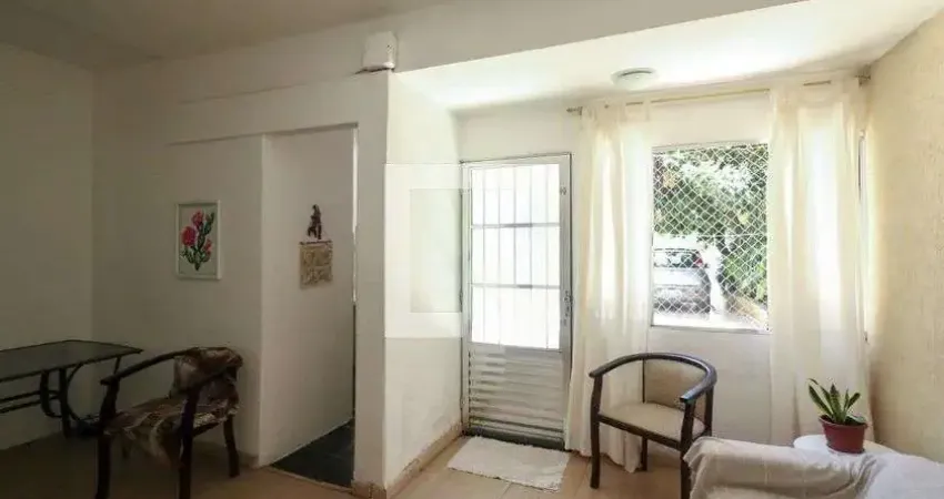 Casa com 3 quartos para alugar na Rua Princesa Leopoldina, Conceição, Diadema