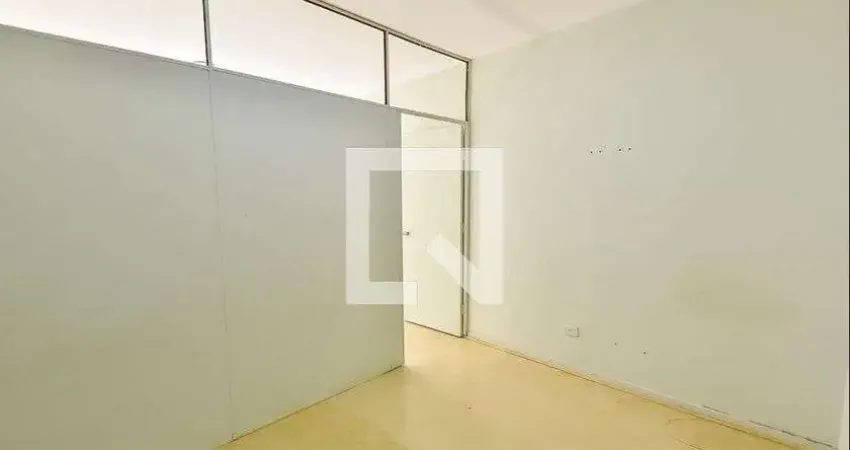 Kitnet / Stúdio para Aluguel - Liberdade, 1 Quarto, 68 m² - São Paulo