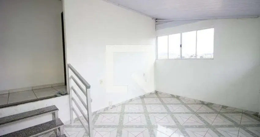 Casa com 3 quartos para alugar na Rua Gorceix, Senhora Das Graças, Betim