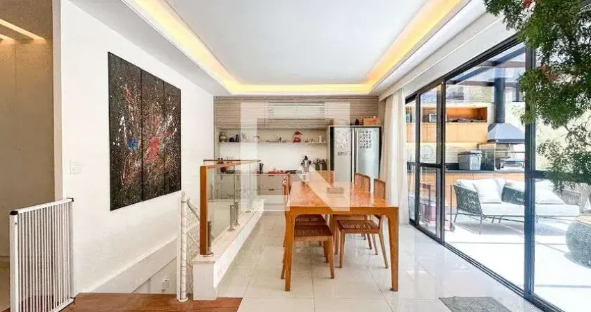 Cobertura para Aluguel - Lagoa, 4 Quartos, 214 m² - Rio de Janeiro