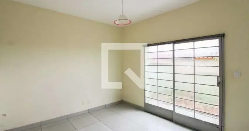 Casa para Aluguel - Jardim Leblon, 3 Quartos, 130 m² - Belo Horizonte