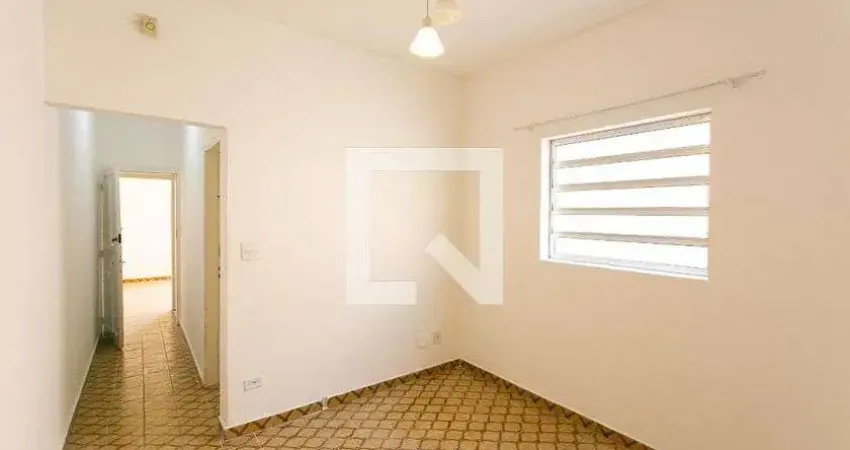 Casa com 2 quartos para alugar na Rua Pedro de Resende, Tatuapé, São Paulo