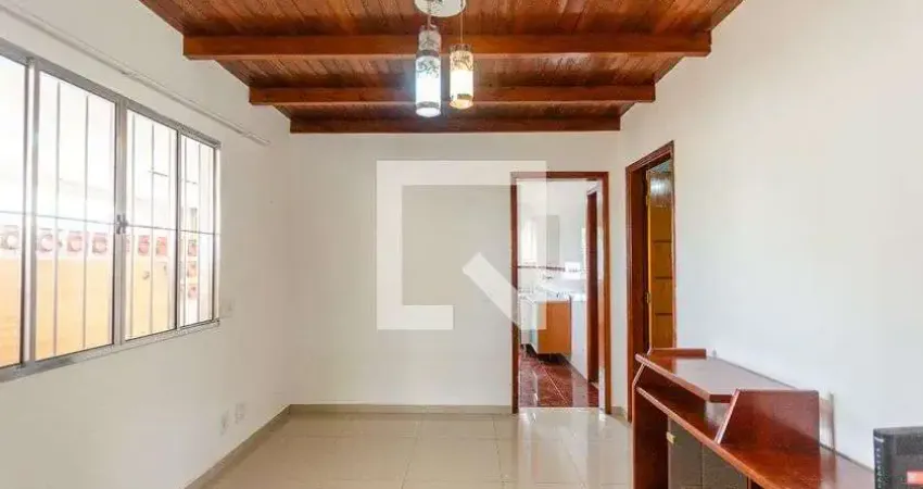 Casa com 2 quartos para alugar na Rua Doutor Achiles Lisboa, Piqueri, São Paulo