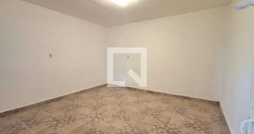 Casa para Aluguel - Nova Gerti, 2 Quartos, 40 m² - São Caetano do Sul