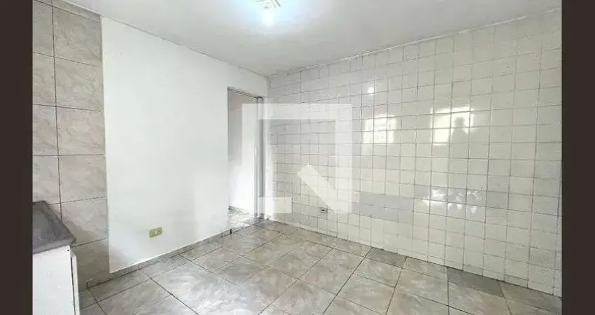 Casa para Aluguel - Vila Campestre, 2 Quartos, 26 m² - São Paulo