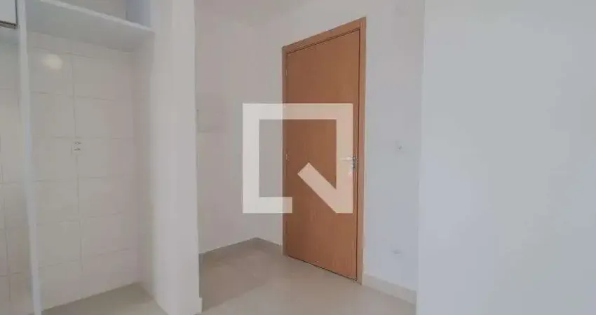 Apartamento para Aluguel - Vila Nossa Sra. das Vitorias, 2 Quartos, 44 m² - Mauá
