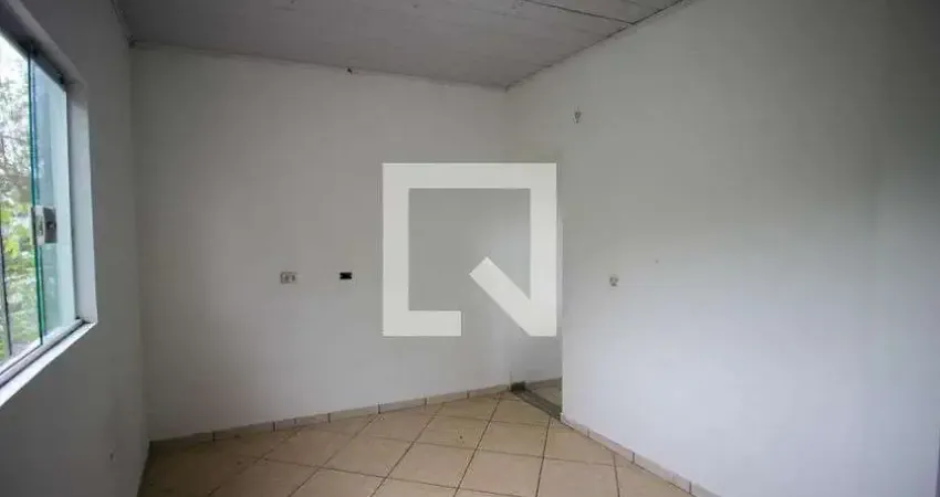 Casa para Aluguel - Jardim Luciana Maria, 1 Quarto, 30 m² - Sorocaba