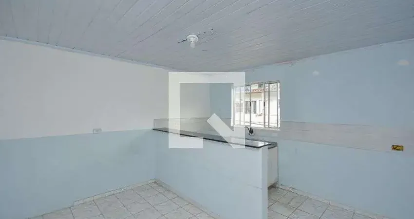 Casa com 1 quarto para alugar na Rua Sargento Otávio Mattos Barreiros, Rio Bonito, São Paulo