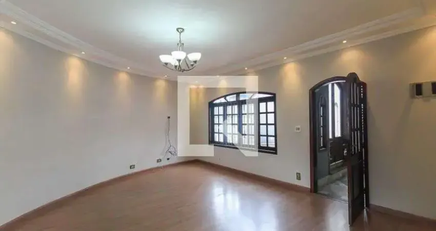 Casa para Aluguel - Cidade Satelite Santa Barbara, 3 Quartos, 230 m² - São Paulo