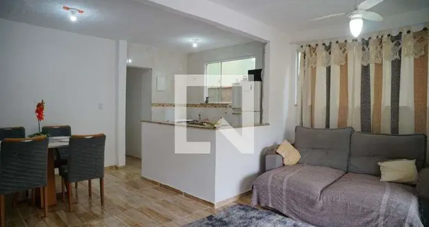 Casa com 2 quartos para alugar na Avenida Doutor Eduardo Lúcio Rodrigues Picanço, Itaipu, Niterói