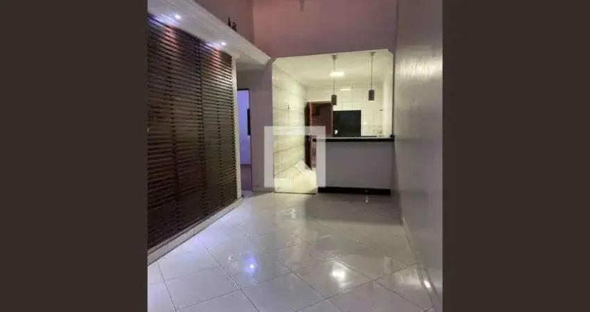 Casa com 3 quartos para alugar na Rua Associação Atlética Poaense, Jardim Tamandaré, Poá