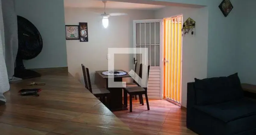 Casa com 2 quartos para alugar na Rua Prudente de Moraes, Centro, Jundiaí