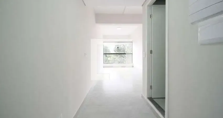 Kitnet / Stúdio para Aluguel - Centro, 1 Quarto, 19 m² - Osasco