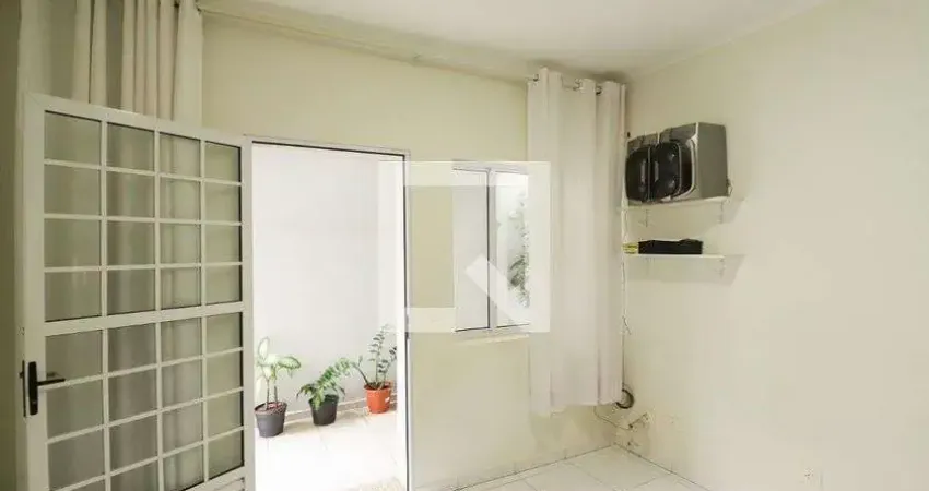 Casa para Aluguel - Sítio do Mandaqui, 1 Quarto, 70 m² - São Paulo