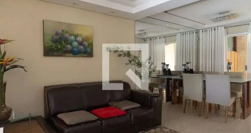 Casa com 4 quartos para alugar na Alameda dos Pintassilgo, Cabral, Contagem