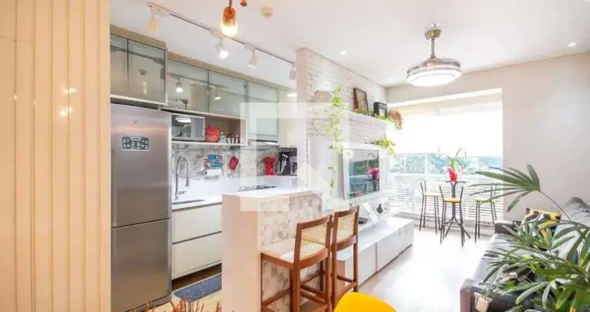 Apartamento com 2 quartos para alugar na Avenida Domingos Odália Filho, Centro, Osasco