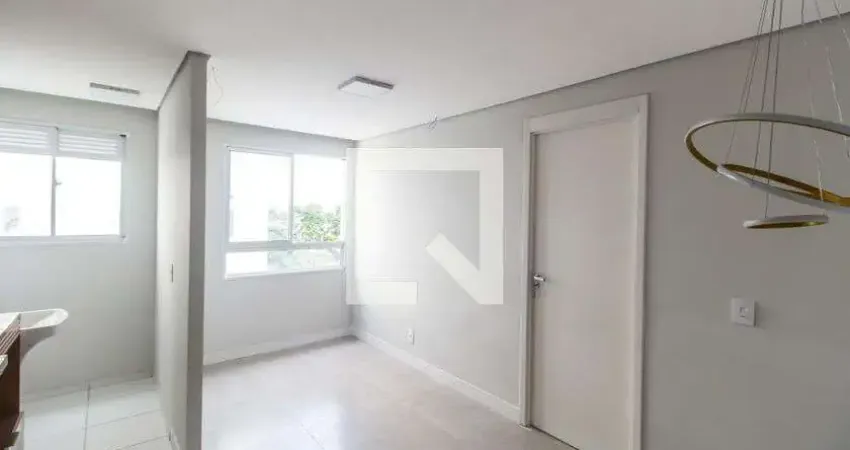 Apartamento para Aluguel - Chácara das Flores, 1 Quarto, 30 m² - Carapicuíba