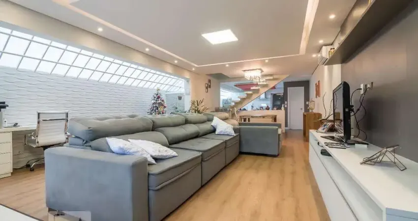 Casa com 3 quartos para alugar na Rua Nicolau Barreto, Brooklin, São Paulo