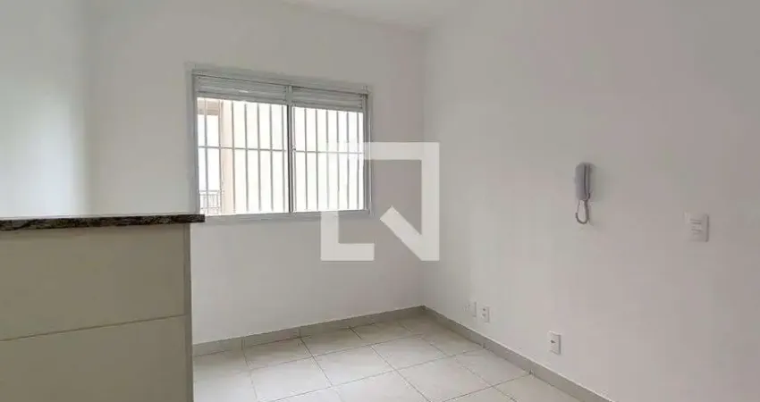 Apartamento para Aluguel - Jaraguá, 2 Quartos, 32 m² - São Paulo