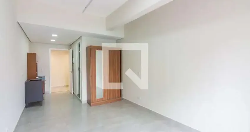 Kitnet / Stúdio para Aluguel - Centro, 1 Quarto, 21 m² - Osasco