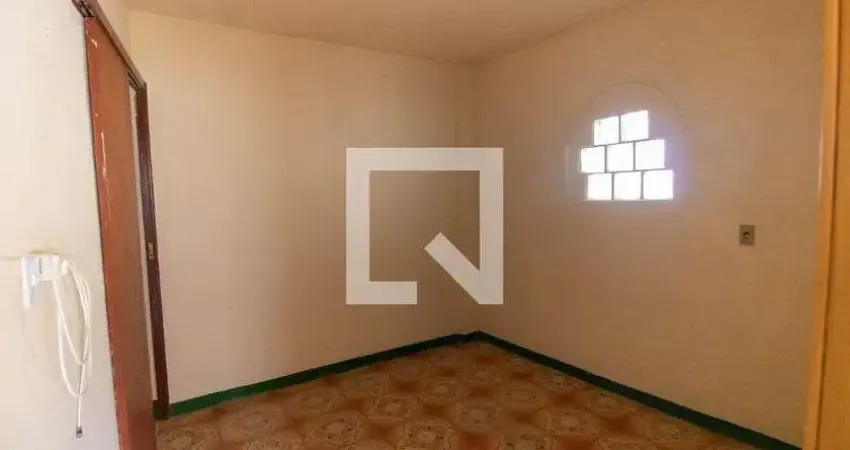 Casa com 2 quartos para alugar na Travessa Sebastião Coutinho, Fonseca, Niterói