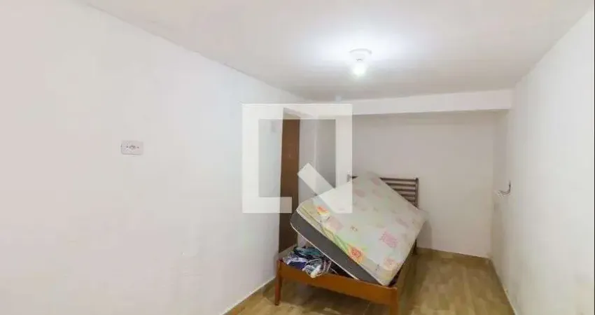 Casa com 1 quarto para alugar na Rua Mirinzal, Itaquera, São Paulo