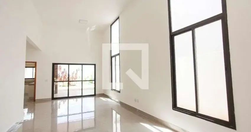 Casa / Sobrado em Condomínio para Aluguel - Shopping Park, 3 Quartos,  200 m² - Uberlândia