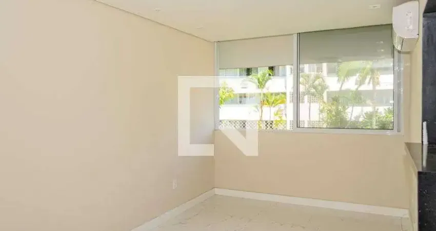 Apartamento para Aluguel - Centro, 3 Quartos, 62 m² - Florianópolis
