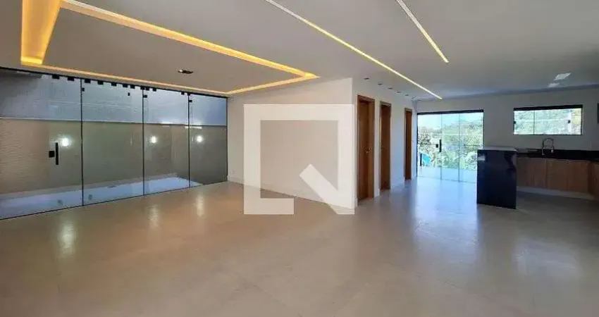 Casa para Aluguel - Vila Progresso, 4 Quartos, 465 m² - Niterói