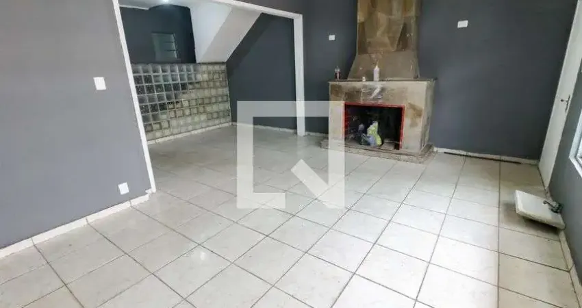 Casa com 4 quartos para alugar na Rua São João do Pernambuco, Vila Prel, São Paulo