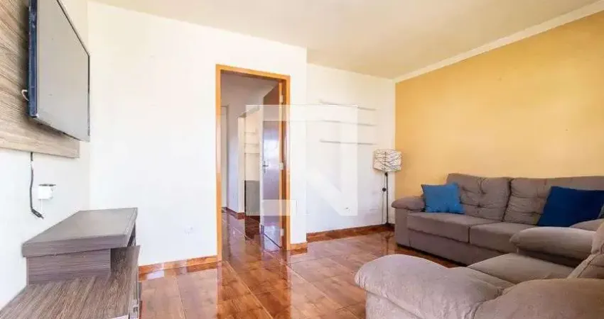 Casa com 4 quartos para alugar na Rua Alfredo Jaime Felippe, Portão, Curitiba