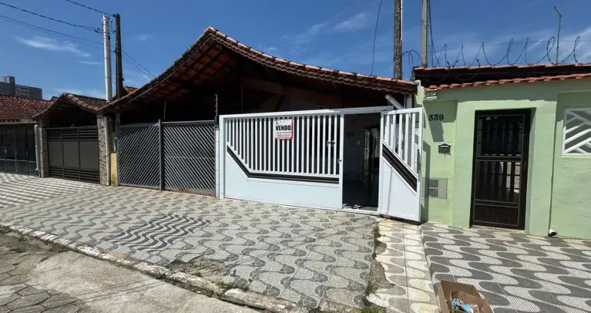 Casa no Maracanã, 2 dorm com suíte, 2 vaga, quintal c/churrasqueira, lavabo 70m²