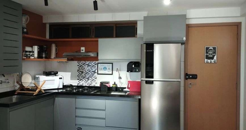 ACONCHEGANTE APARTAMENTO Á VENDA - BEIRA MAR - MOBILIADO