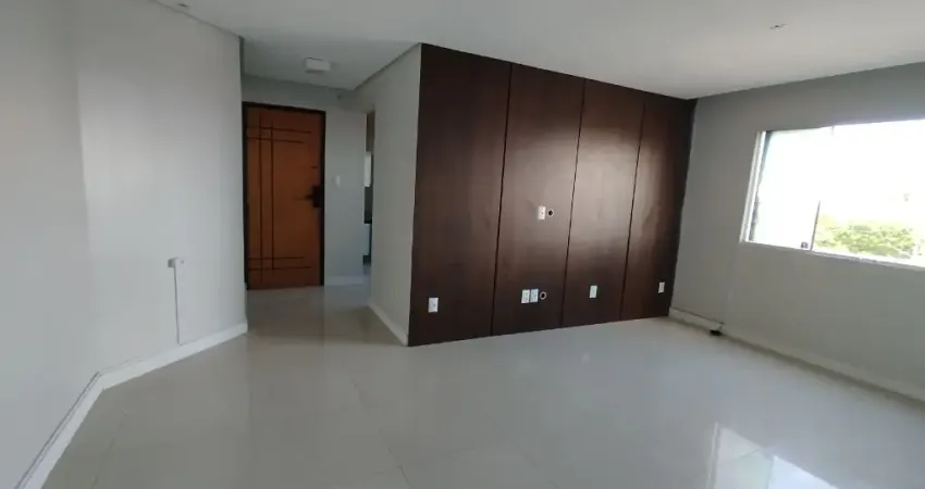 OPORTUNIDADE! APARTAMENTO EM PIEDADE 2 QUARTOS - R$1.900