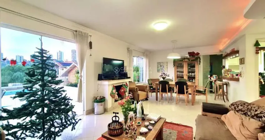 Casa alto padrão no bairro Jardim Mauá em Novo Hamburgo: 4 Dormitórios, 2 Suites, 4 Vagas, Próximo ao Parcão.