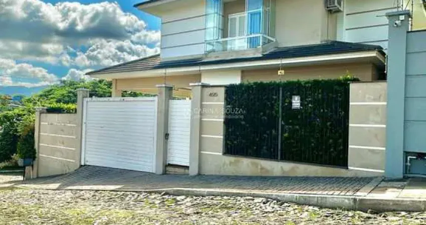 Sobrado de Esquina Mobiliado - Bairro Guarani, Novo Hamburgo